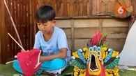 Hobi Buat Perlengkapan Kostum Jaranan dan Barong, Bocah SD di Banyuwangi Raup Rupiah