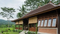12 Inspirasi Rumah Adem dan Aman untuk Lansia di Pedesaan, Nyaman & Sejuk