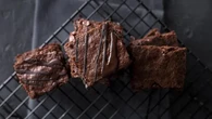 Mengenal Warning, Tempat Menikmati Kue Balok dan Cincau Hijau Organik di Dago Bandung