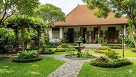 8 Inspirasi Halaman Rumah Zaman Dulu yang Masih Menarik Ditiru untuk Hunian Modern