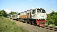 8 Tips Naik KAI Kereta Agar Perjalanan Jarak Jauh Tetap Nyaman