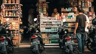 Trik Menghemat Modal dalam Membuka Warung Madura agar Investasi Tepat