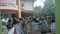 Buntut Dugaan Snack Fiktif, Dedi Mulyadi Minta Disdik Audit dan Non-Aktifkan Kepala SMAN 9...