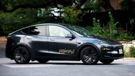 Robotaxi Tesla Masih Pakai Sopir Manusia, Ini Alasannya