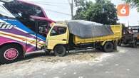 Bus Rombongan Peziarah di Banten Tabrakan Adu Kebo dengan Truk Pasir