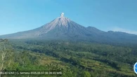Hujan Deras Guyur Puncak Semeru, Getaran Banjir Lahar Hujan Tercatat hingga 4 Jam
