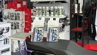 Pengguna Motor 2-Tak Kini Punya Pilihan Oli Samping Baru