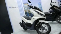 Tertarik Meminang Honda PCX e:HEV, Simak Kelebihan dan Kekurangannya