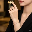 Orang Tangan Kecil Cocoknya Pakai Gelang Berapa Gram? Ini Panduan Memilih yang Pas dan Nya...