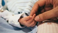 Deteksi Dini Kelainan Tumbuh Kembang, Sebanyak 1,2 Juta Bayi di Indonesia Sudah Jalani Skr...