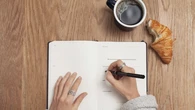 Journaling 5 Menit Sebelum Tidur, Kunci Redakan Pikiran dan Raih Tidur Nyenyak