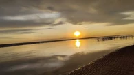 Menyusuri Jejak Sunyi di Pantai Sungai Kinjil, Permata Tersembunyi di Ujung Benua Kayong