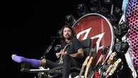 Selingkuhan Dave Grohl Foo Fighters Lahirkan Anak Perempuan, Eks Drumer Nirvana Minta Ampu...