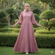 7 Pilihan Gamis Islami Warna Dusty Pink untuk Tampil Lembut dan Syar’i