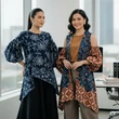 15 Batik Long Top Lengan Balon Minimalis Officewear, Tampil Profesional, Elegan, & Nya...