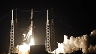 Investor China dan Hong Kong Tak Bisa Ikut IPO SpaceX?