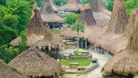 Kampung Adat Praijing dan Perkembangan Terkini Desa Tebara di Sumba Barat