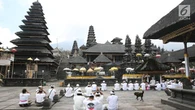 Jadi Destinasi Wisata Kelas Dunia, Kawasan Pura Agung Besakih Ditata