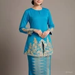 7 Model Baju Kurung Malaysia Modern dan Kekinian, Tampil Fashionable di Pesta