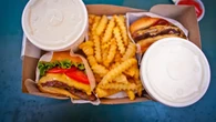 Kenapa Makan Junk Food Bikin Nagih Padahal Bikin Sakit? Ini Penjelasannya