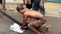 Aksi Heroik Joko Warga Tuban Tangkap Ular Piton 5 Meter hingga Tangan Digigit