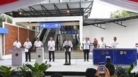 Stasiun Bojonggede Kini Punya Skybridge, Menhub Ajak Masyarakat Naik KRL