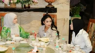 Model Gamis Siti Nurhaliza Saat Krisdayanti Berkunjung ke Rumahnya di Malaysia