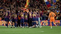 Barcelona Berduel Dengan Bayern untuk Angkut Bek Man City Ini