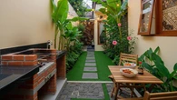 8 Model Halaman Belakang Rumah Kecil untuk Spot Barbeque dan Kumpul Seru, Tetap Nyaman Mes...