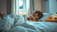 Perbedaan Manfaat Tidur Siang dan Malam Hari pada Anak
