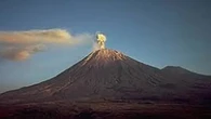 Menelusuri Keindahan Gunung Semeru yang Menyentuh Batas Angkasa