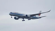 Pesawat Air China Mendarat Darurat di Shanghai Gara-gara Powerbank Terbakar di Tengah Pene...