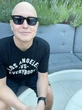Lawan Kanker, Mark Hoppus Blink 182 Sebut Penyakitnya Pernah Dikalahkan Sang Ibu