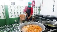 Didukung KUR BRI, UMKM Ini Sukses Jadi Pemasok Program Makan Bergizi Gratis dan Buka Lapan...