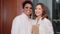 6 Potret Kebaya Brokat Indah Permatasari di Premiere 'Gak Nyangka', Detailnya Unik