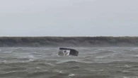 High wind, waves batter shoreline, damage homes in Tuktoyaktuk, N.W.T.