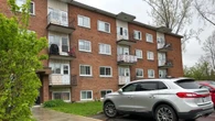 These Châteauguay, Que., tenants say their landlord is cashing in by pushing them out