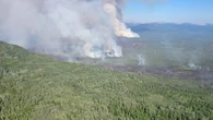 Fire outside Wrigley, N.W.T., moves closer to community