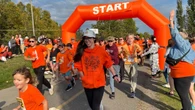 Hundreds of people in Thunder Bay take part in Honouring Our Children Run