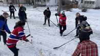 Childhood game turned into New Year's Day tradition for Winnipeg family plays out in St. Boniface