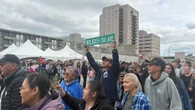 Yellowknife marks the renaming of Wıìlıìdeh Avenue