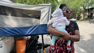Part of Montreal family camping outside its duplex allowed to move in, Quebec housing tribunal rules