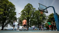 Sunny summer weather welcomes 1st weekend of loosened COVID restrictions in B.C.