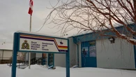 RCMP tell Hay River residents to stay away from Pine Crescent over 'ongoing police operation'