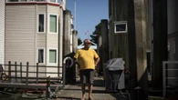 Floating home community in Delta, B.C., worries silt buildup in Fraser River putting it at risk