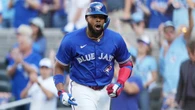 Kirk, Guerrero Jr. power Blue Jays to dominant Game 1 victory over Yankees