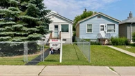 'We've been looking for almost a year': Why Sask.'s housing market is red hot