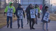 Manitoba postal workers hit picket line as Canada Post strike halts deliveries