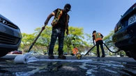Montreal blue-collar workers vote overwhelmingly in favour of strike mandate