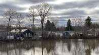 Spring melt brings 'dangerous' water levels along Thames River